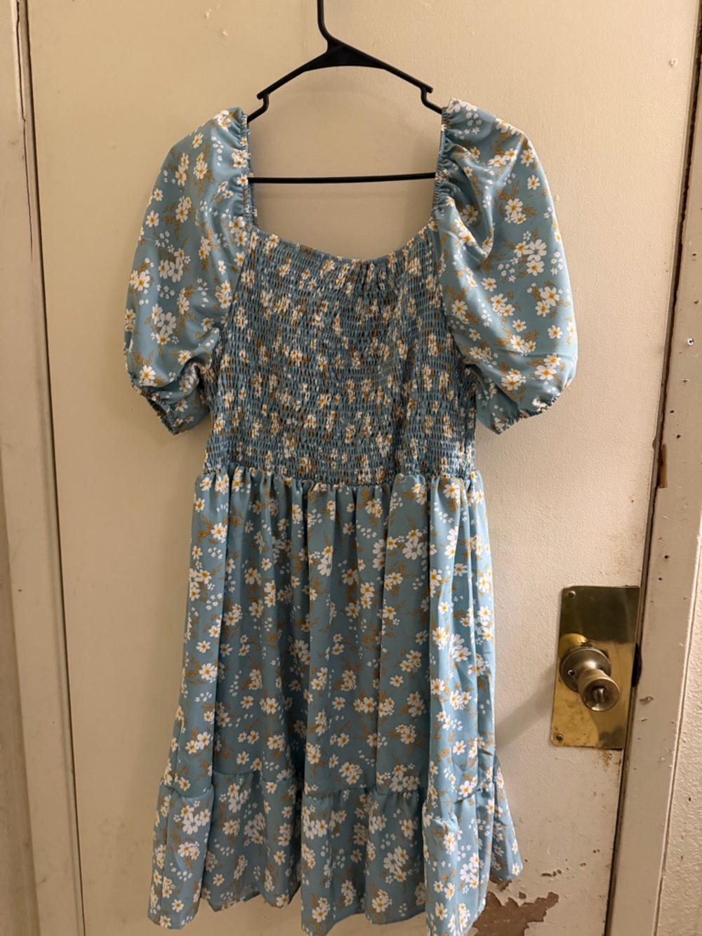 SHEIN Light Blue Floral Smocked Midi Dress